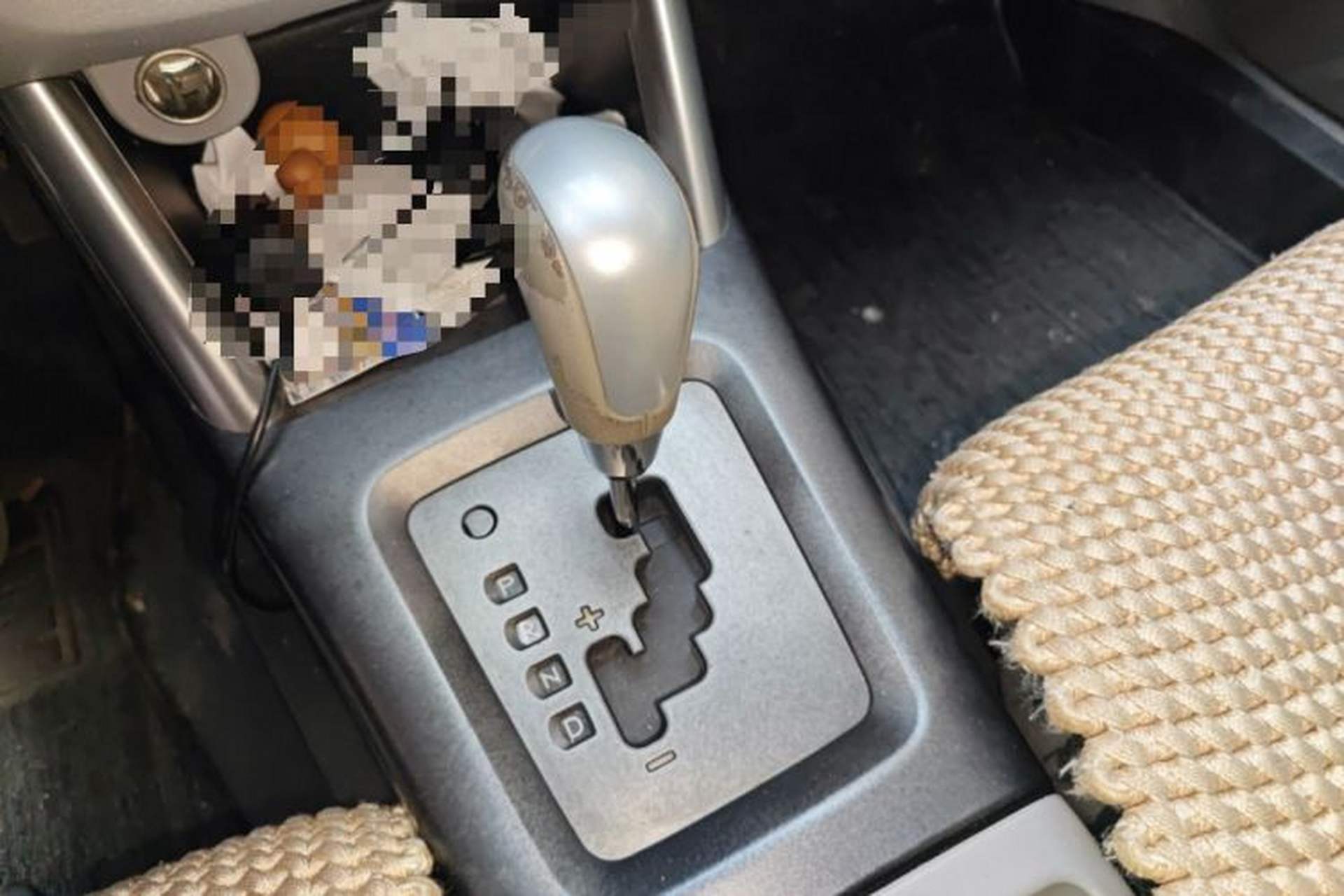 Used Subaru Forester 2012 Classic 2.5XS Automatic Luxury Edition Gear Lever