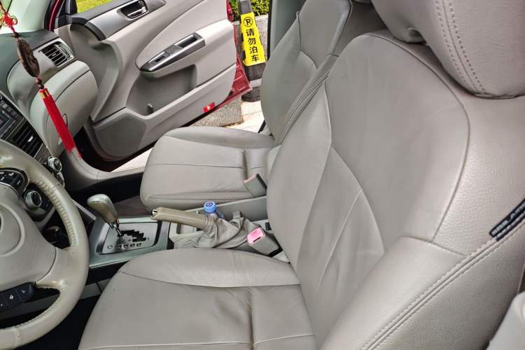Used Subaru Forester 2012 Classic 2.5XS Automatic Luxury Edition Left Front Seat