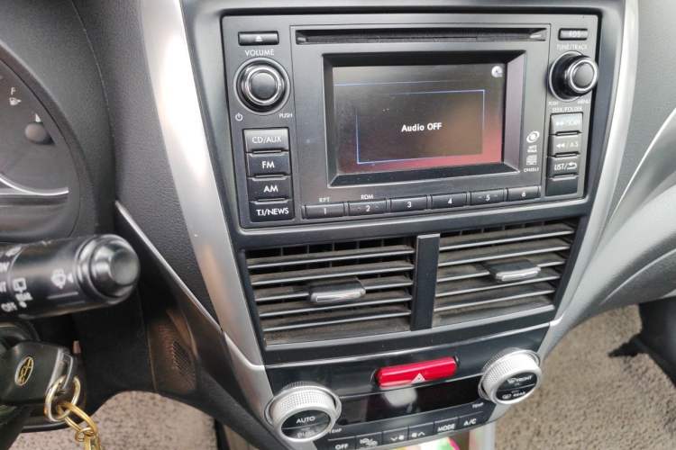 Used Subaru Forester 2012 2.5XS 15th Anniversary Deluxe Edition Audio And AC Panel