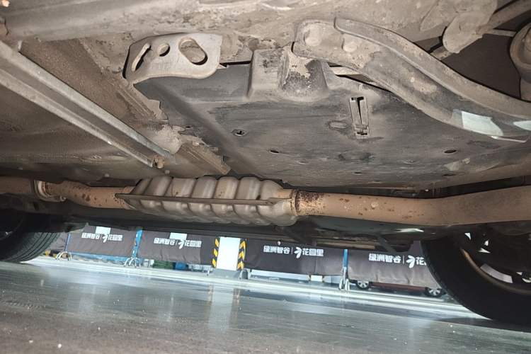 Used Subaru Forester 2012 Classic 2.0 XS Automatic Luxury Edition Chassis Rear Left