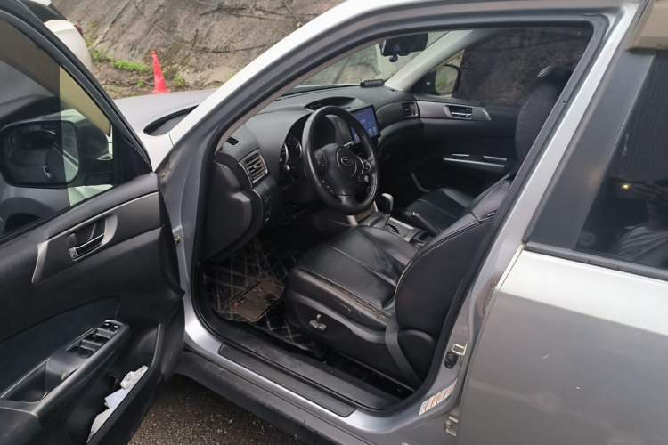 Used Subaru Forester 2012 Classic 2.0 XS Automatic Luxury Edition Driver Seat