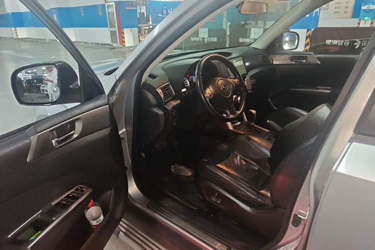 Used Subaru Forester 2012 Classic 2.0 XS Automatic Luxury Edition Driver Seat