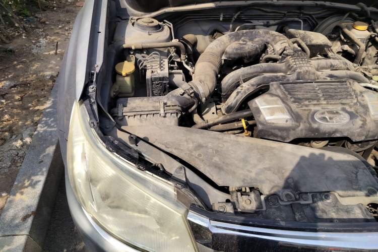 Used Subaru Forester 2012 Classic 2.5XS Automatic Sport Edition Engine Bay Right