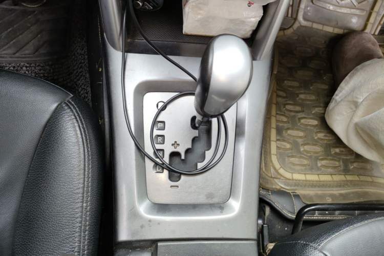 Used Subaru Forester 2012 Classic 2.0 XS Automatic Luxury Edition Gear Lever