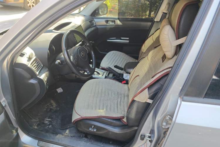Used Subaru Forester 2012 2.5XS 15th Anniversary Deluxe Edition Left Front Seat