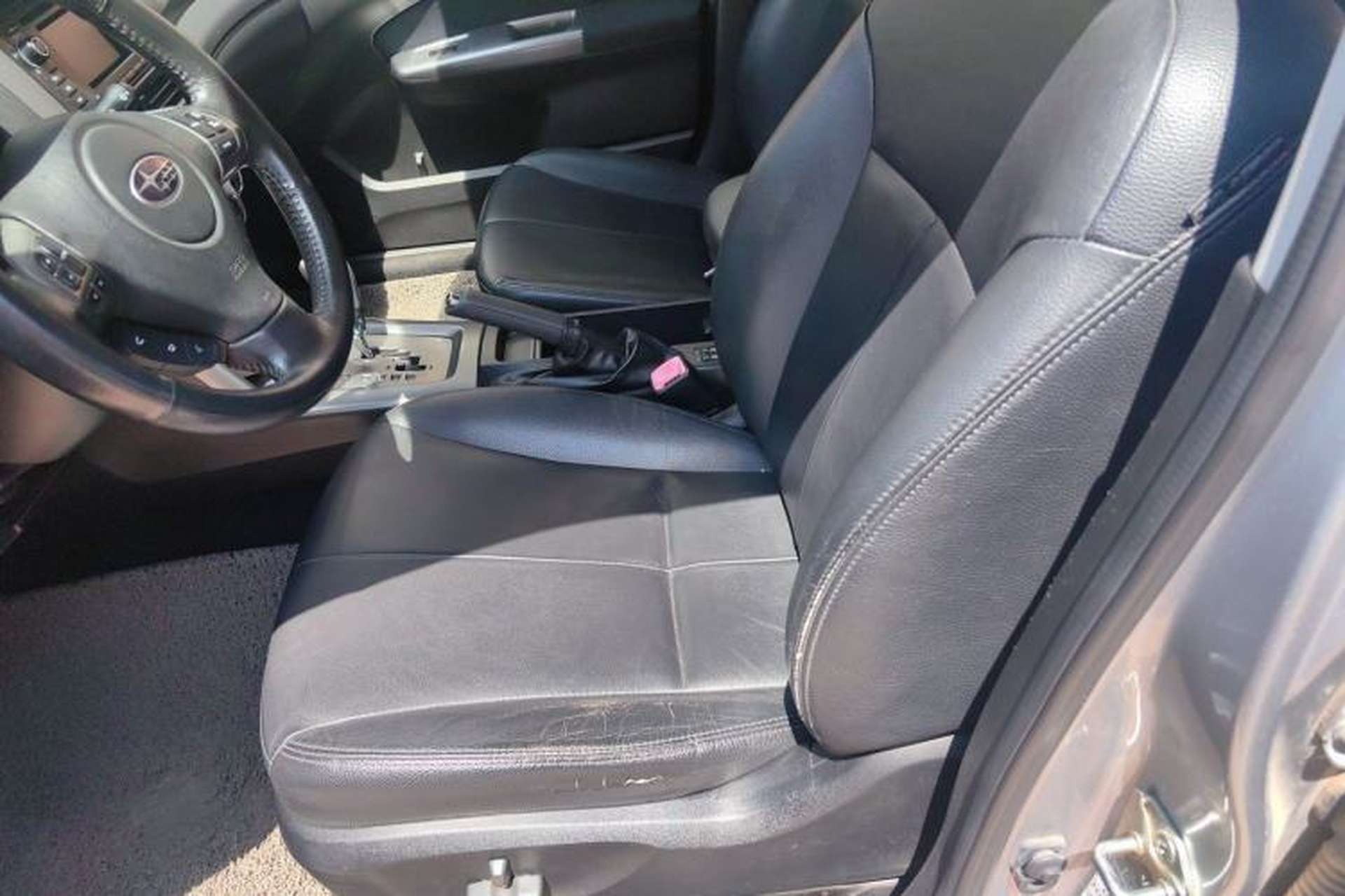 Used Subaru Forester 2012 2.5XS 15th Anniversary Deluxe Edition Left Front Seat
