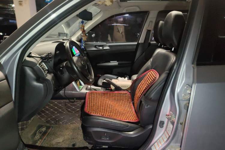 Used Subaru Forester 2012 Classic 2.5XS Automatic Luxury Edition Left Front Seat