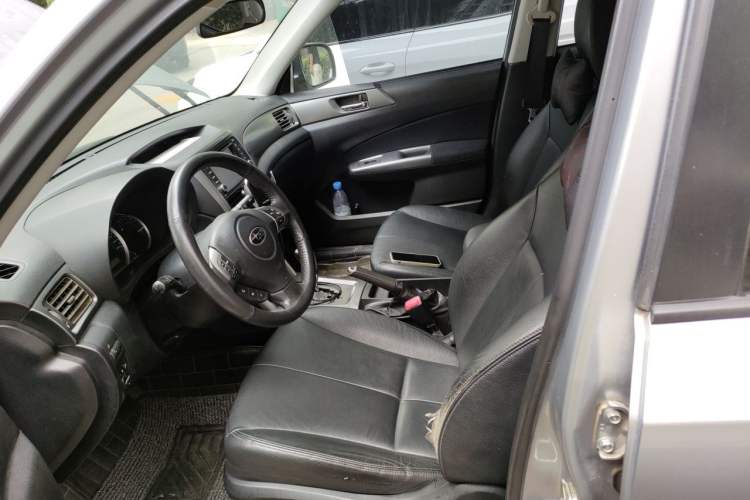 Used Subaru Forester 2012 Classic 2.0 XS Automatic Luxury Edition Left Front Seat