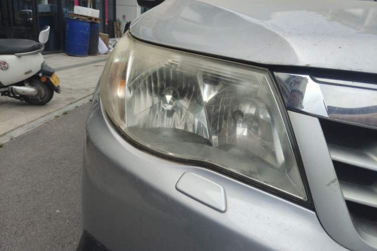 Used Subaru Forester 2012 Classic 2.5XS Automatic Luxury Edition Right Front Headlight