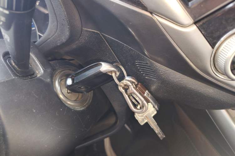 Used Subaru Forester 2012 Classic 2.5XS Automatic Sport Edition Vehicle Key