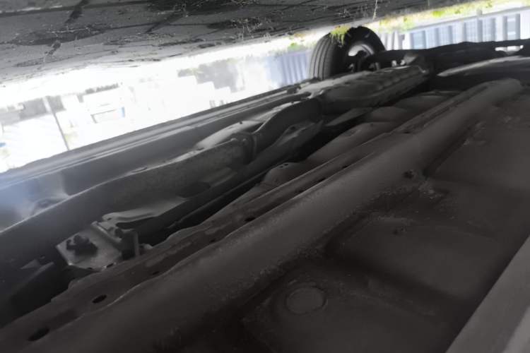 Used Subaru Forester 2012 2.5XS 15th Anniversary Deluxe Edition Chassis Front Right