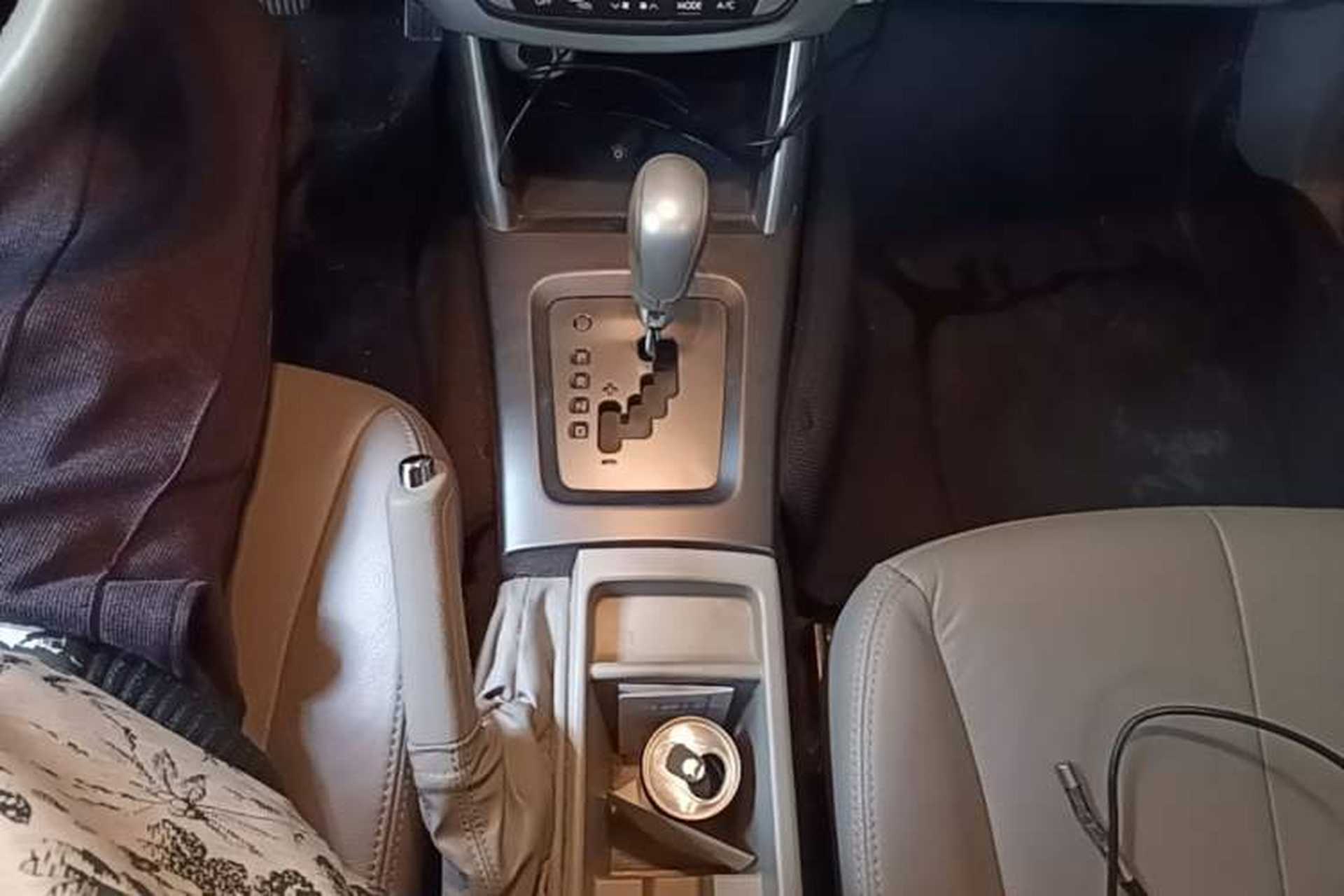 Used Subaru Forester 2012 Classic 2.5XS Automatic Luxury Edition Gear Lever