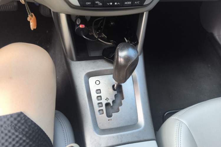 Used Subaru Forester 2012 2.5XS 15th Anniversary Deluxe Edition Gear Lever