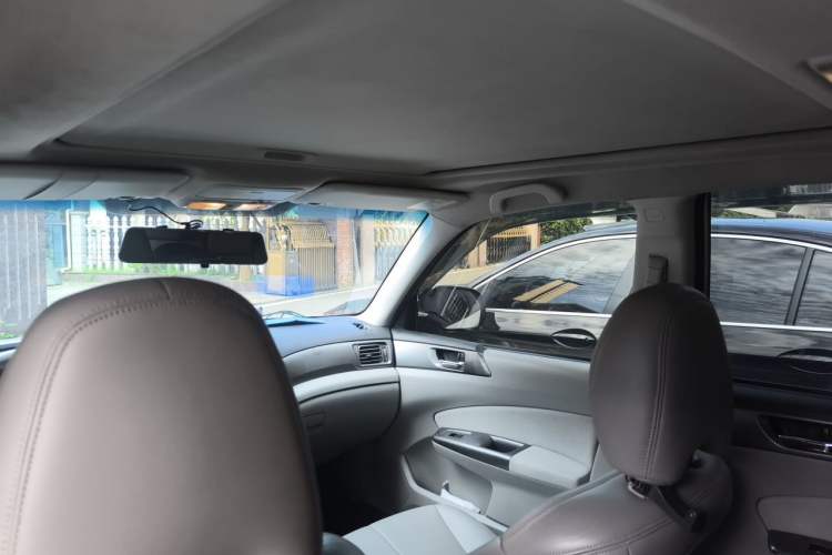 Used Subaru Forester 2012 2.5XS 15th Anniversary Deluxe Edition Headliner