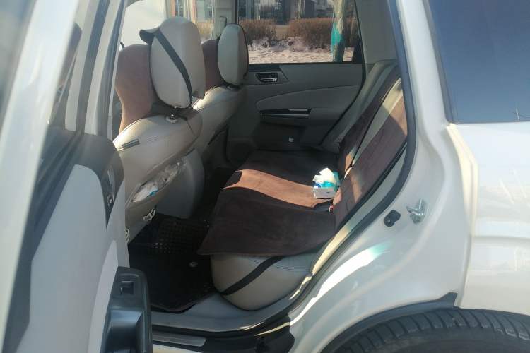 Used Subaru Forester 2012 Classic 2.5XS Automatic Luxury Edition Left Rear Seat