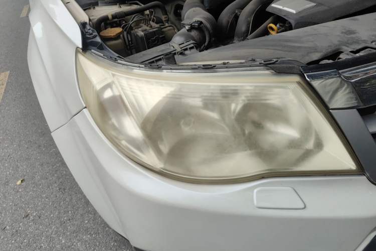 Used Subaru Forester 2012 Classic 2.5XS Automatic Deluxe Navigation Edition Right Front Headlight