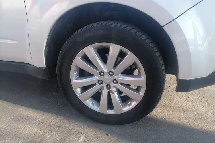Used Subaru Forester 2012 Classic 2.5XS Automatic Luxury Edition Right Front Wheel Hub