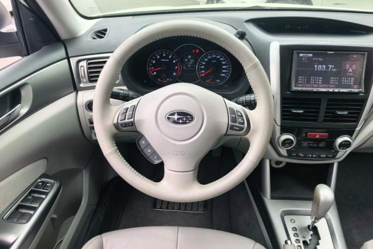 Used Subaru Forester 2012 Classic 2.5XS Automatic Luxury Edition Steering Wheel