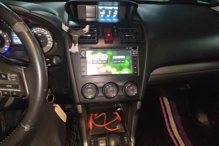 Used Subaru Forester 2013 2.5i Automatic Luxury Edition Audio And AC Panel