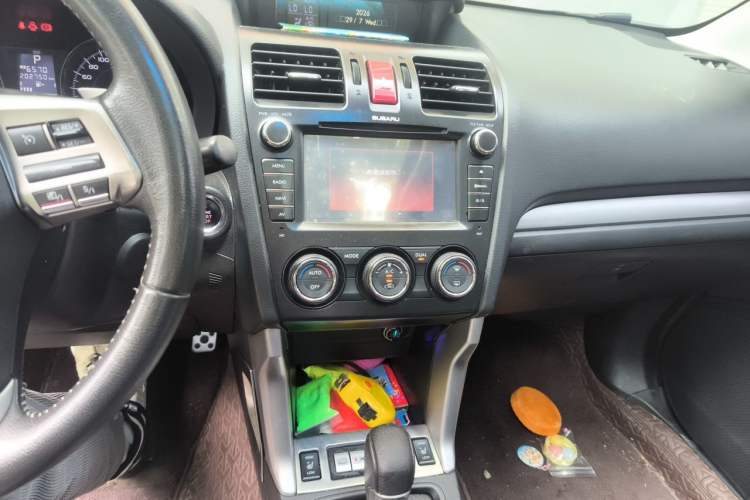Used Subaru Forester 2013 2.0T Automatic Prestige Navigation Edition Audio And AC Panel