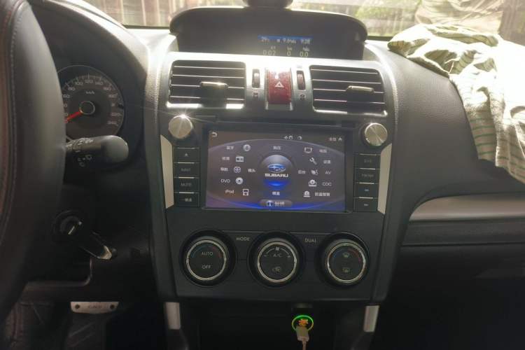 Used Subaru Forester 2013 2.5i Automatic Luxury Navigation Edition Audio And AC Panel