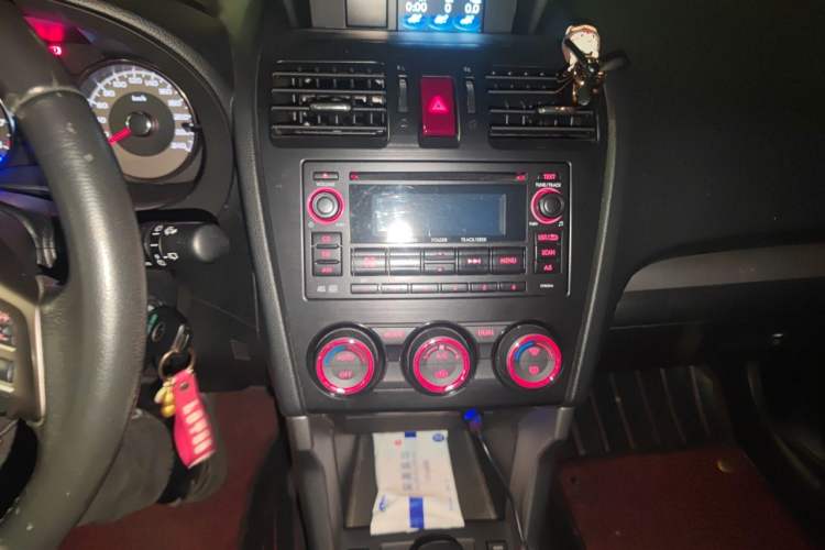 Used Subaru Forester 2013 2.5i Automatic Luxury Edition Audio And AC Panel