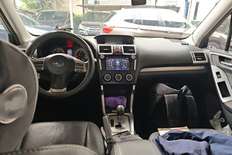Used Subaru Forester 2013 2.5i Automatic Elite Navigation Edition Center Console