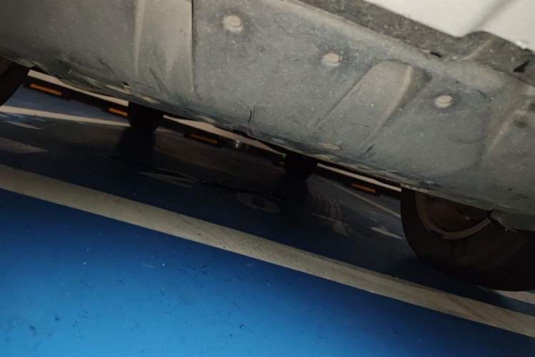 Used Subaru Forester 2013 2.5i Automatic Luxury Edition Chassis Front