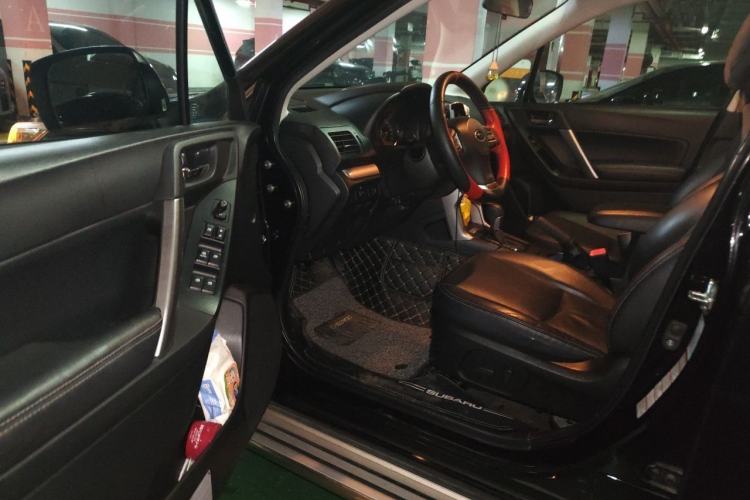 Used Subaru Forester 2013 2.5i Automatic Luxury Edition Driver Seat