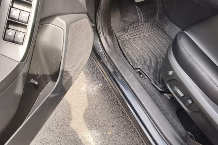 Used Subaru Forester 2013 2.5i Automatic Prestige Edition Driver Seat