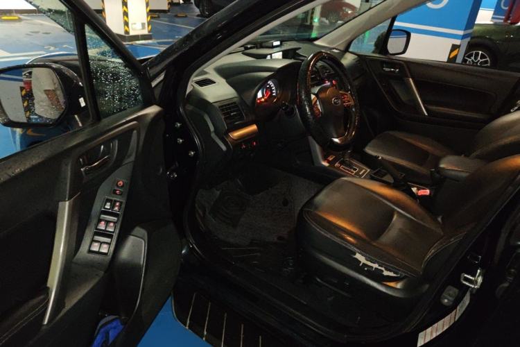 Used Subaru Forester 2013 2.5i Automatic Luxury Edition Driver Seat