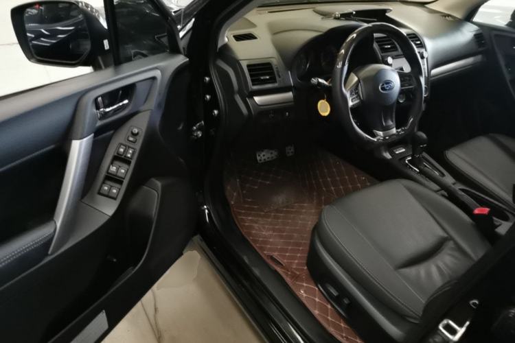 Used Subaru Forester 2013 2.5i Automatic Luxury Edition Driver Seat