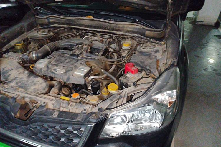 Used Subaru Forester 2013 2.5i Automatic Elite Navigation Edition Engine Bay Left