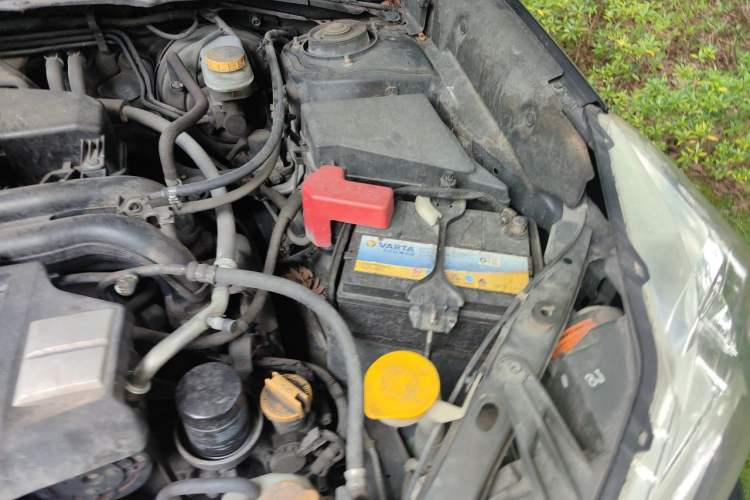 Used Subaru Forester 2013 2.5i Automatic Luxury Edition Engine Bay Left