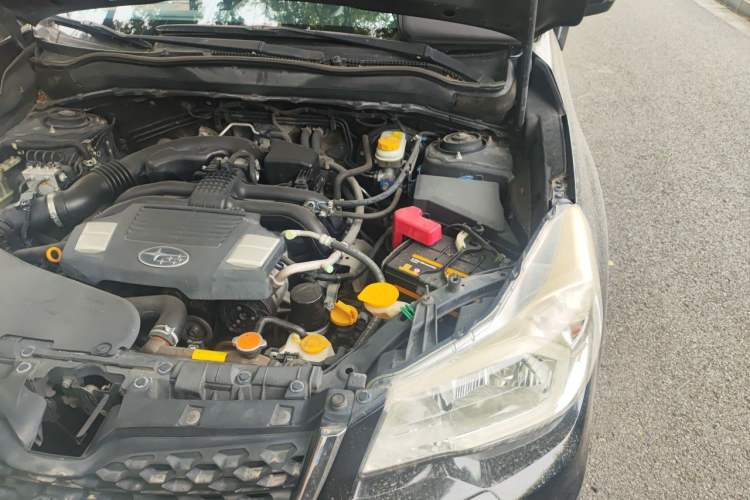 Used Subaru Forester 2013 2.5i Automatic Luxury Navigation Edition Engine Bay Left