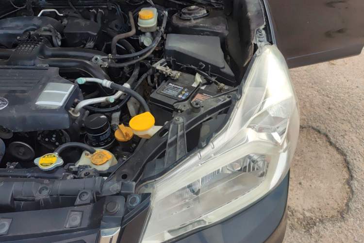 Used Subaru Forester 2013 2.5i Automatic Luxury Edition Engine Bay Left