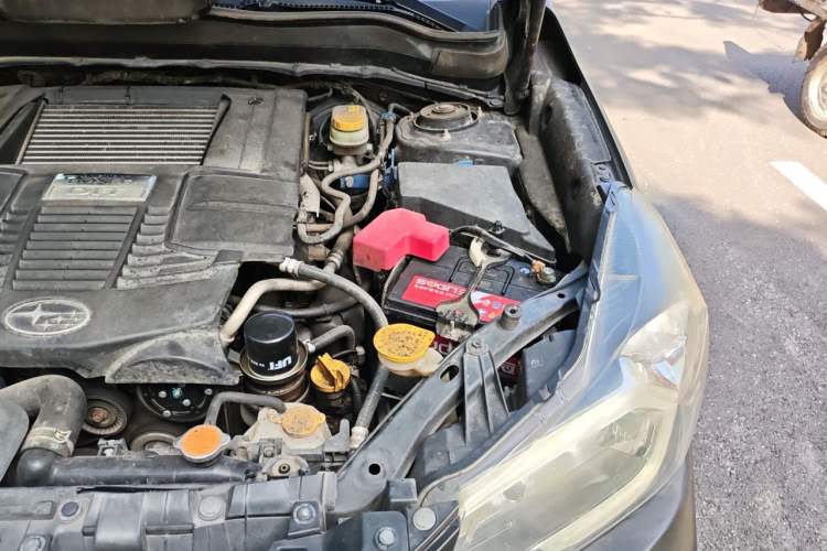 Used Subaru Forester 2013 2.0i Automatic Luxury Edition Engine Bay Left