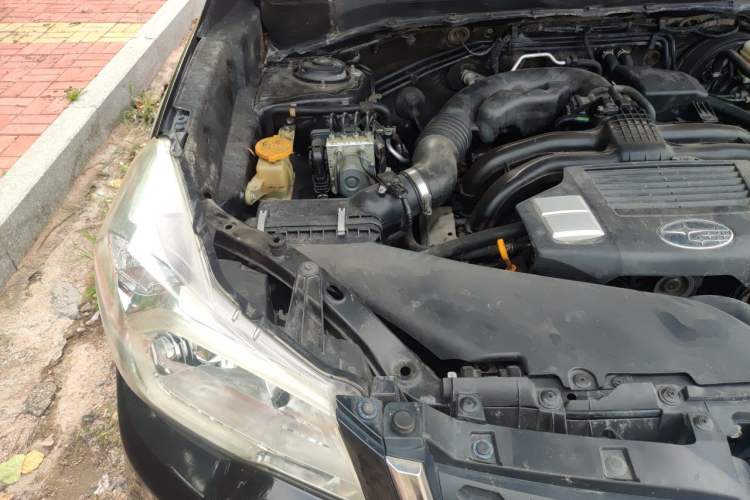 Used Subaru Forester 2013 2.5i Automatic Luxury Edition Engine Bay Right