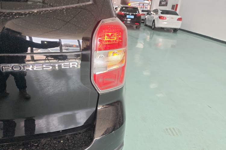 Used Subaru Forester 2013 2.5i Automatic Luxury Edition Exterior 3