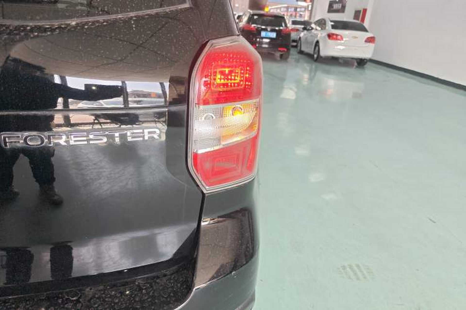 Used Subaru Forester 2013 2.5i Automatic Luxury Edition Exterior 3