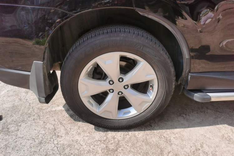 Used Subaru Forester 2013 2.5i Automatic Luxury Edition Exterior 5