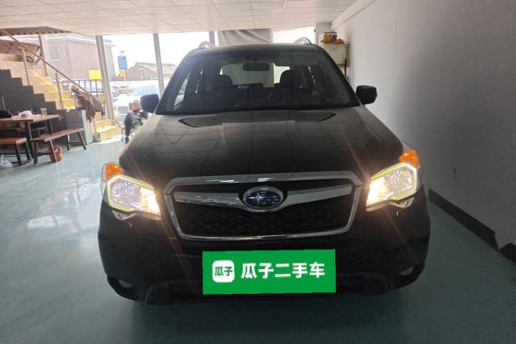 Used Subaru Forester 2013 2.5i Automatic Luxury Edition Front