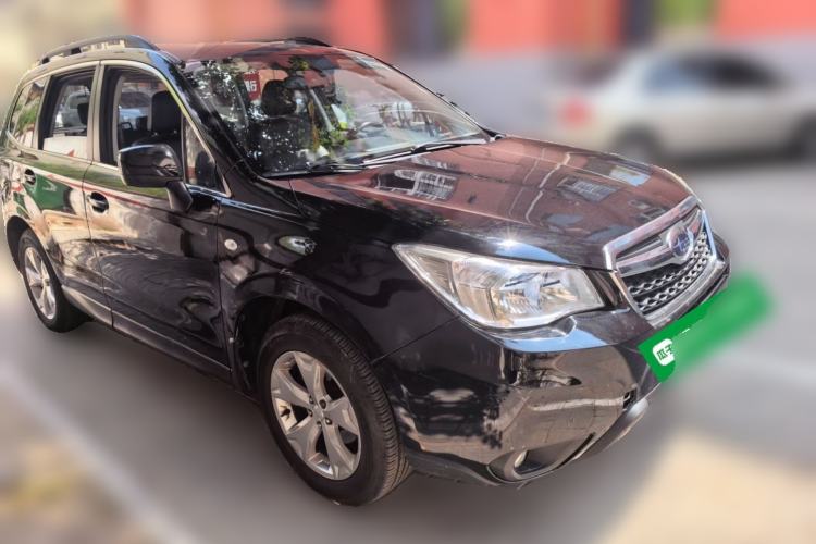 Used Subaru Forester 2013 2.0i Automatic Luxury Edition Front Right 45 Deg