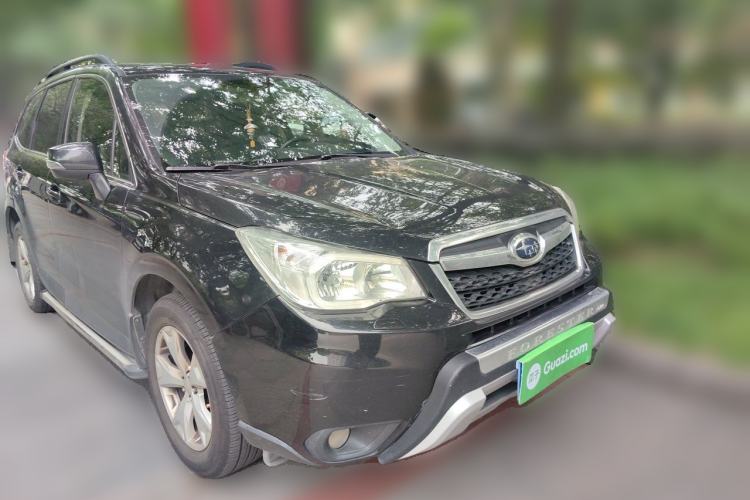 Used Subaru Forester 2013 2.5i Automatic Luxury Edition Front Right 45 Deg