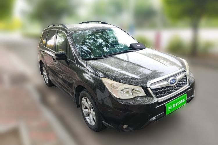 Used Subaru Forester 2013 2.5i Automatic Luxury Navigation Edition Front Right 45 Deg