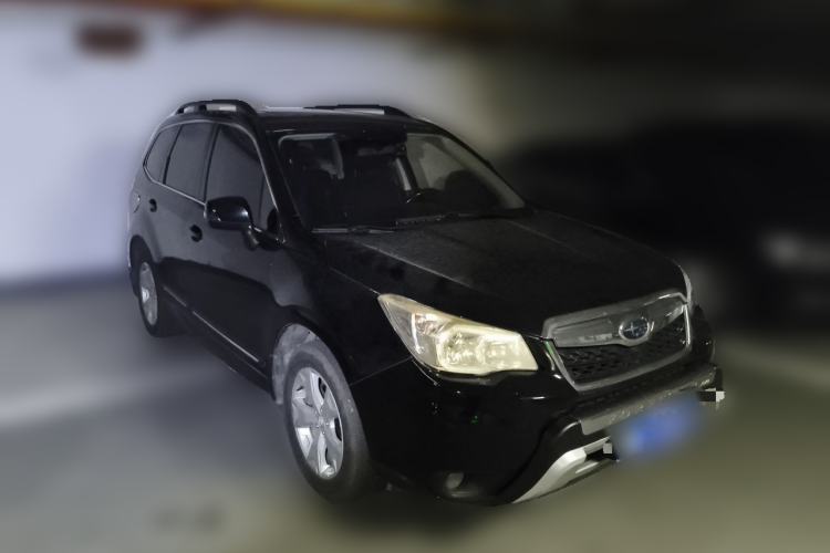 Used Subaru Forester 2013 2.5i Automatic Luxury Edition Front Right 45 Deg