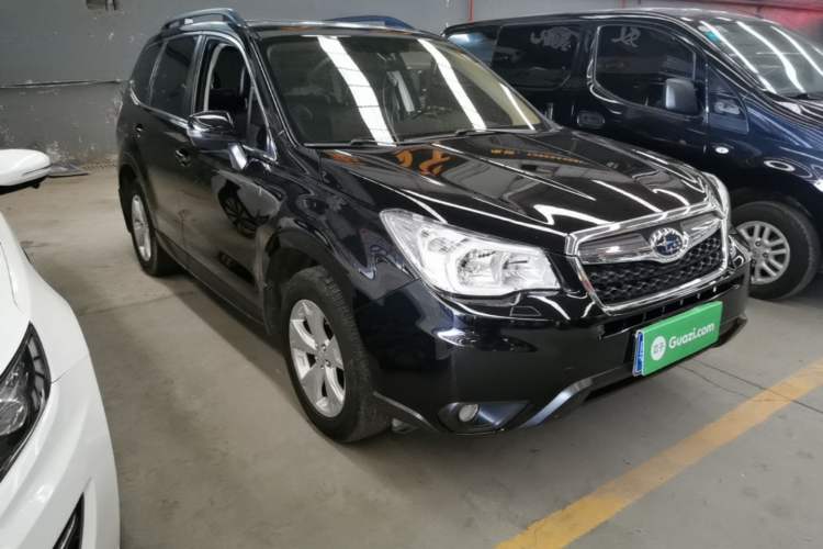 Used Subaru Forester 2013 2.5i Automatic Luxury Edition Front Right 45 Deg