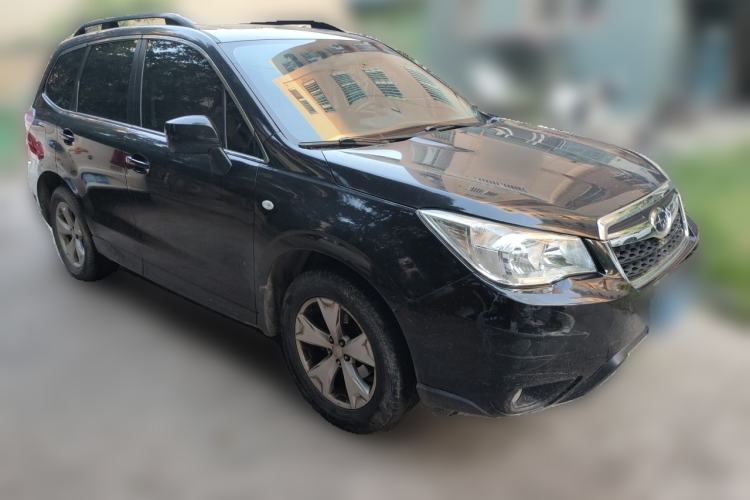 Used Subaru Forester 2013 2.0i Automatic Luxury Edition Front Right 45 Deg