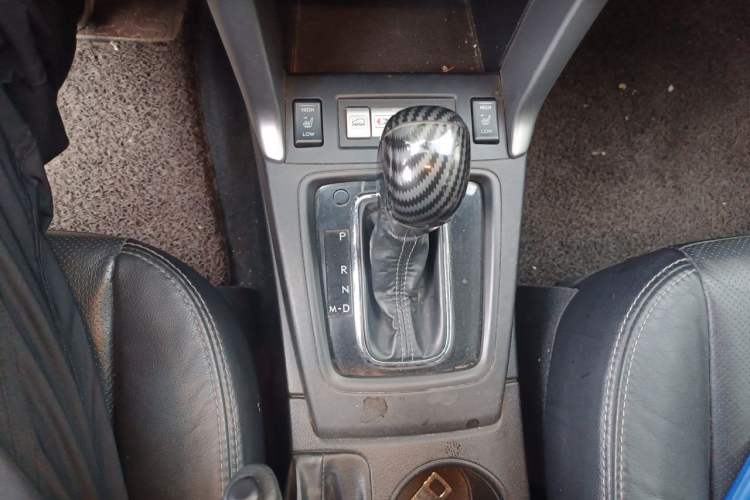 Used Subaru Forester 2013 2.5i Automatic Prestige Edition Gear Lever