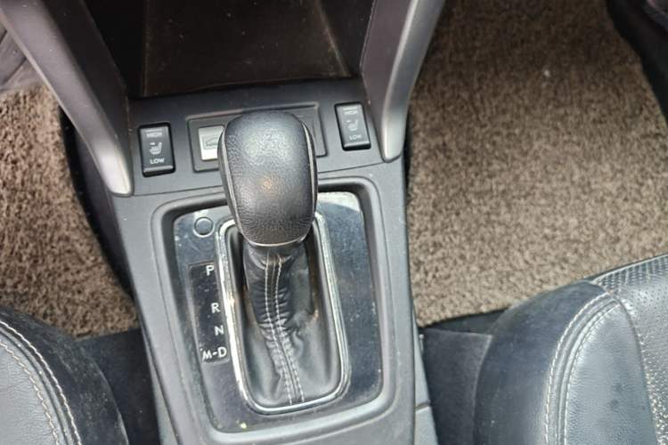 Used Subaru Forester 2013 2.5i Automatic Prestige Navigation Edition Gear Lever